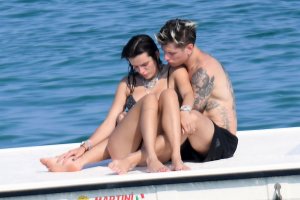 Bella Thorne Sexy TheFappeningBlog.com 38.jpg