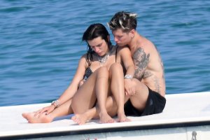 Bella Thorne Sexy TheFappeningBlog.com 39.jpg