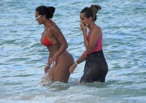 Evelyn Lozada, Shaniece Hairston Sexy TheFappeningBlog.com 57.jpg