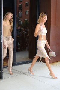 Bella Hadid, Gigi Hadid Sexy TheFappeningBlog.com 1.jpg
