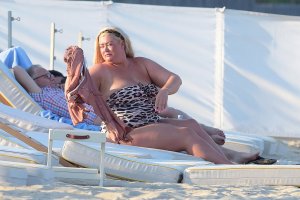 Gemma Collins Sexy TheFappeningBlog.com 3.jpg