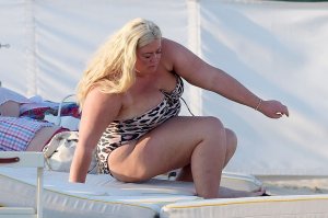 Gemma Collins Sexy TheFappeningBlog.com 8.jpg
