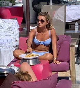 Dani Dyer Sexy TheFappeningBlog.com 40.jpg