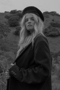 Katie Blackburn Nude TheFappeningBlog.com 9.jpg