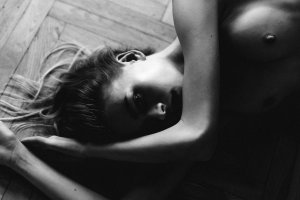 Yana Wex Nude TheFappeningBlog.com 5.jpg