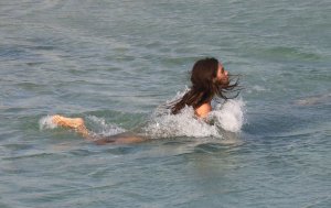 Isabel Pakzad Sexy TheFappeningBlog.com 18.jpg