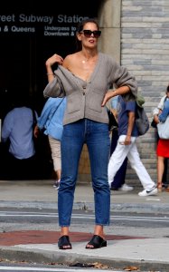 Katie Holmes Sexy TheFappeningBlog.com 51.jpg