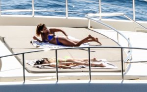 Kevin Durant's Friends TheFappeningBlog.com 8.jpg