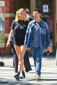 Sophie Turner Sexy TheFappeningBlog.com 22.jpg