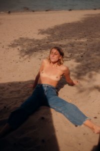 Laura Kiviaho Nude TheFappeningBlog.com 7.jpg