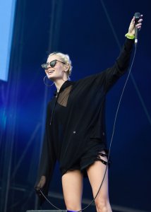 Nina Nesbitt Sexy TheFappeningBlog.com 17.jpg