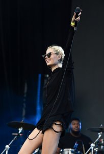 Nina Nesbitt Sexy TheFappeningBlog.com 23.jpg