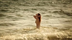 Lola Naymark Nude 2.jpg