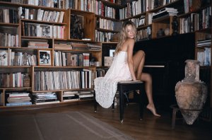 Barbara Di Creddo Sexy Topless 37.jpg