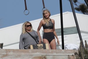 Elsa Hosk Sexy 26.jpg