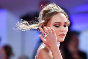 Lily-Rose Depp Sexy TheFappeningBlog.com 1.jpg