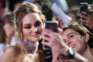 Lily-Rose Depp Sexy TheFappeningBlog.com 10.jpg