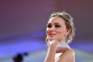 Lily-Rose Depp Sexy TheFappeningBlog.com 28.jpg