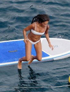 Isabel Pakzad Sexy TheFappeningBlog.com 44.jpg