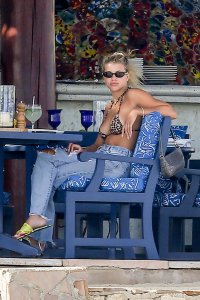 Sofia Richie Sexy TheFappeningBlog.com 1.jpg