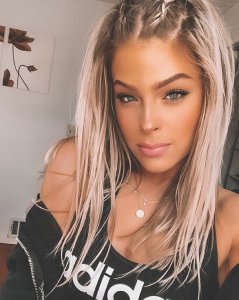 Valerie Pac Sexy TheFappeningBlog.com 28.jpg