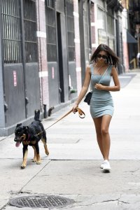 Emily Ratajkowski Sexy TheFappeningBlog.com 15.jpg