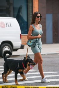 Emily Ratajkowski Sexy TheFappeningBlog.com 32.jpg