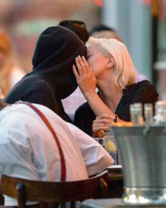 Caroline Vreeland Sexy TheFappeningBlog.com 20.jpg