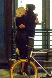 Caroline Vreeland Sexy TheFappeningBlog.com 33.jpg