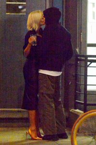 Caroline Vreeland Sexy TheFappeningBlog.com 44.jpg