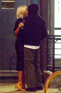 Caroline Vreeland Sexy TheFappeningBlog.com 43.jpg