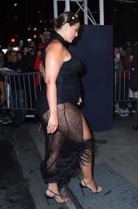 Ashley Graham Sexy TheFappeningBlog.com 7.jpg
