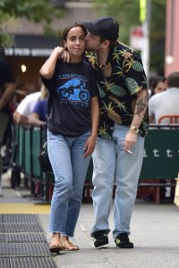 Gianna Santos Sexy TheFappeningBlog.com 1.jpg