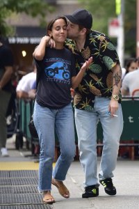 Gianna Santos Sexy TheFappeningBlog.com 10.jpg