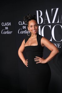 Alicia Keys Sexy TheFappeningBlog.com 9.jpg