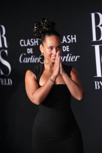 Alicia Keys Sexy TheFappeningBlog.com 17.jpg