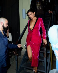 Nicole Williams Nude Nip Slip TheFappeningBlog.com 1.jpg