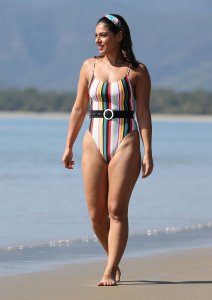 Danush Deravi Sexy TheFappeningBlog.com 35.jpg