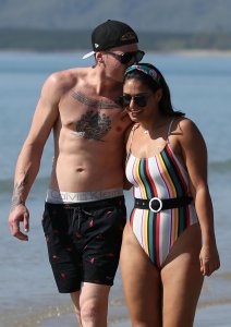 Danush Deravi Sexy TheFappeningBlog.com 46.jpg