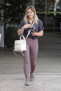 Hilary Duff Sexy TheFappeningBlog.com 4.JPG