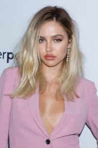 Delilah Belle Hamlin Nude Nip Slip Braless TheFappeningBlog.com 51.jpg