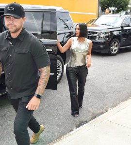 Kim Kardashian Sexy TheFappeningBlog.com 32.jpg