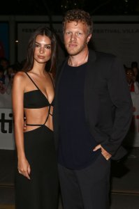 Emily Ratajkowski Sexy TheFappeningBlog.com 17.jpg