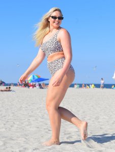 Iskra Lawrence Sexy TheFappeningBlog.com 2.jpg