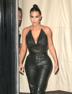 Kim Kardashian See Through TheFappeningBlog.com 22.jpg