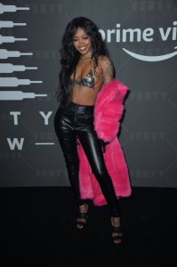 Maliibu Miitch See Through TheFappeningBlog.com 3.jpg