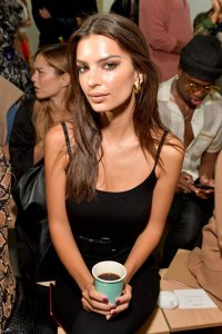 Emily Ratajkowski Sexy TheFappeningBlog.com 26.jpg