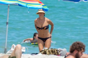 Raquel Perera Sexy TheFappeningBlog.com 2.jpg