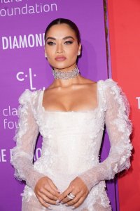 Shanina Shaik Sexy TheFappeningBlog.com 14.jpg