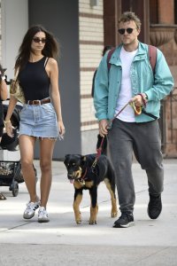 Emily Ratajkowski Sexy TheFappeningBlog.com 22.jpg